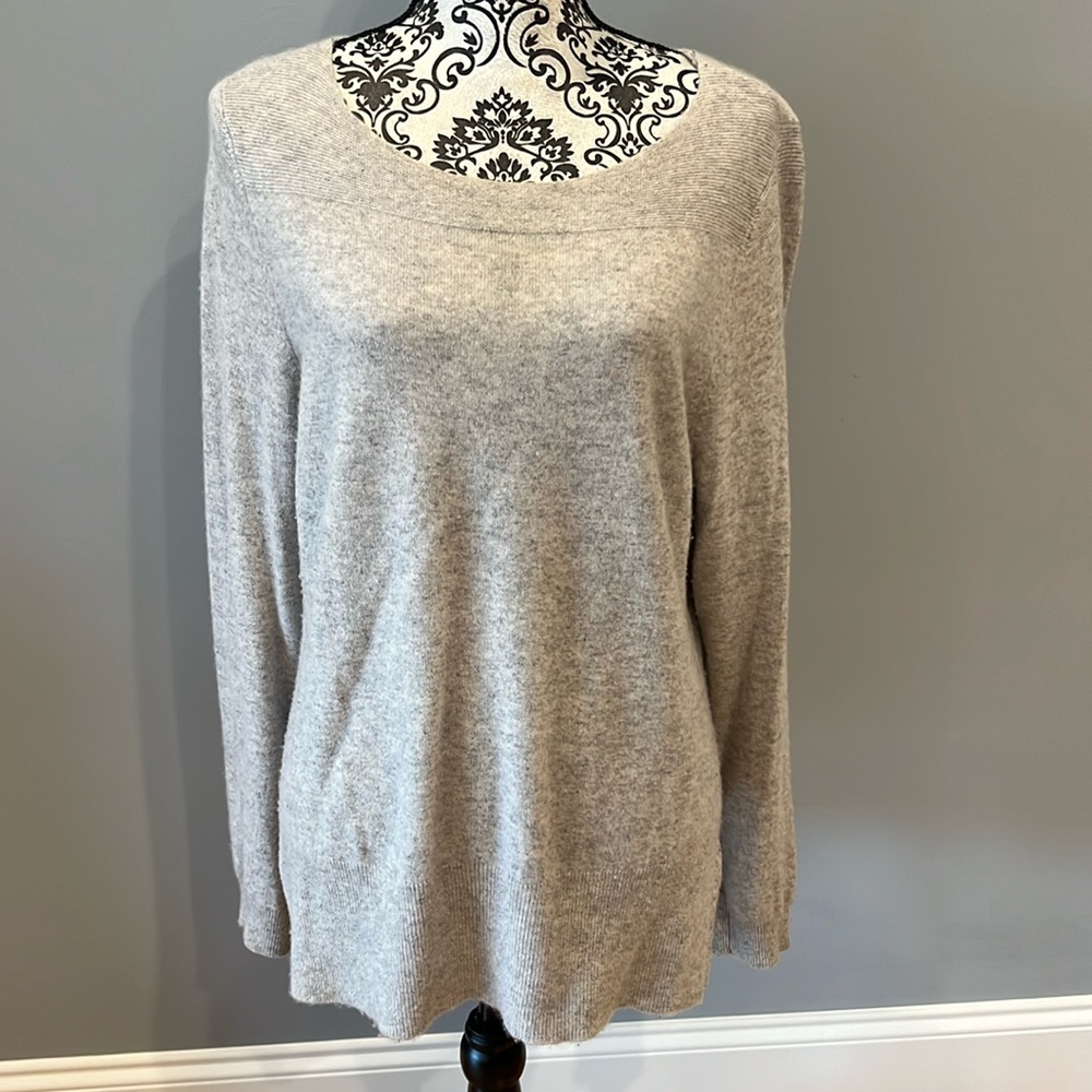 Nanette Lepore gray 100% cashmere sweater